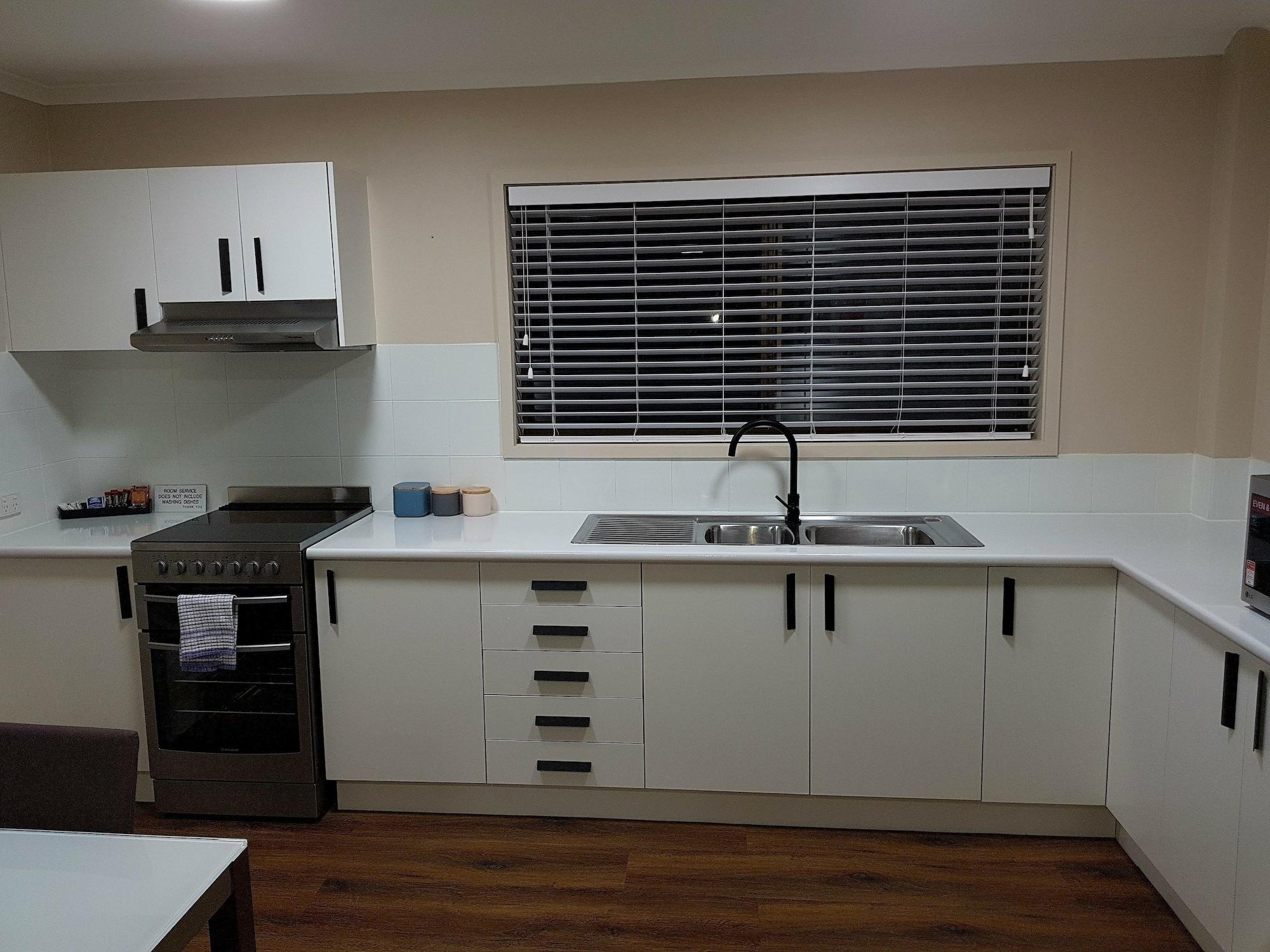 Motel Peninsula And Serviced 4*