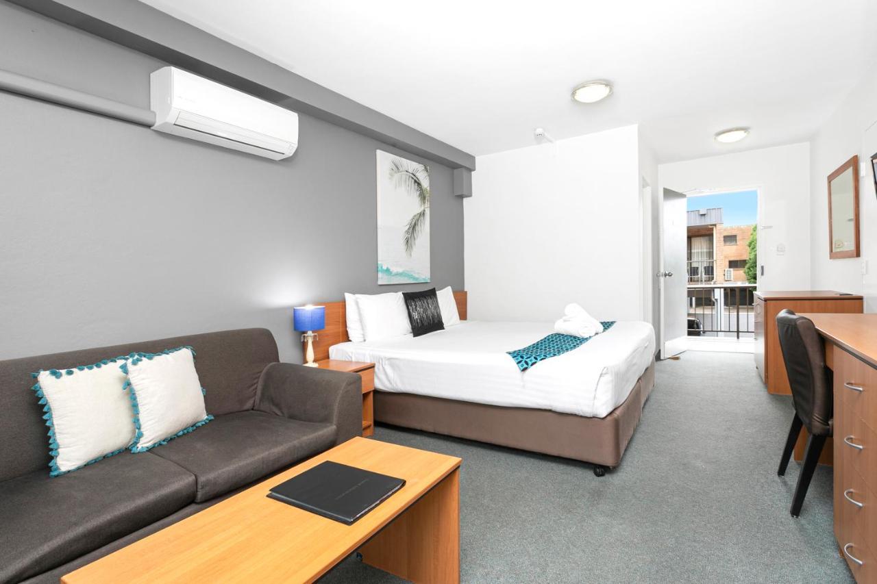 Motel Peninsula And Serviced